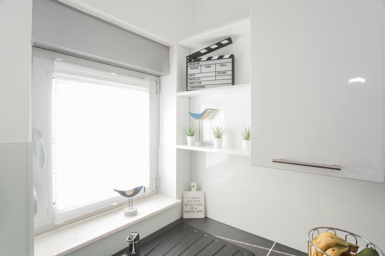 Apartment Movie Primosten Exterior photo
